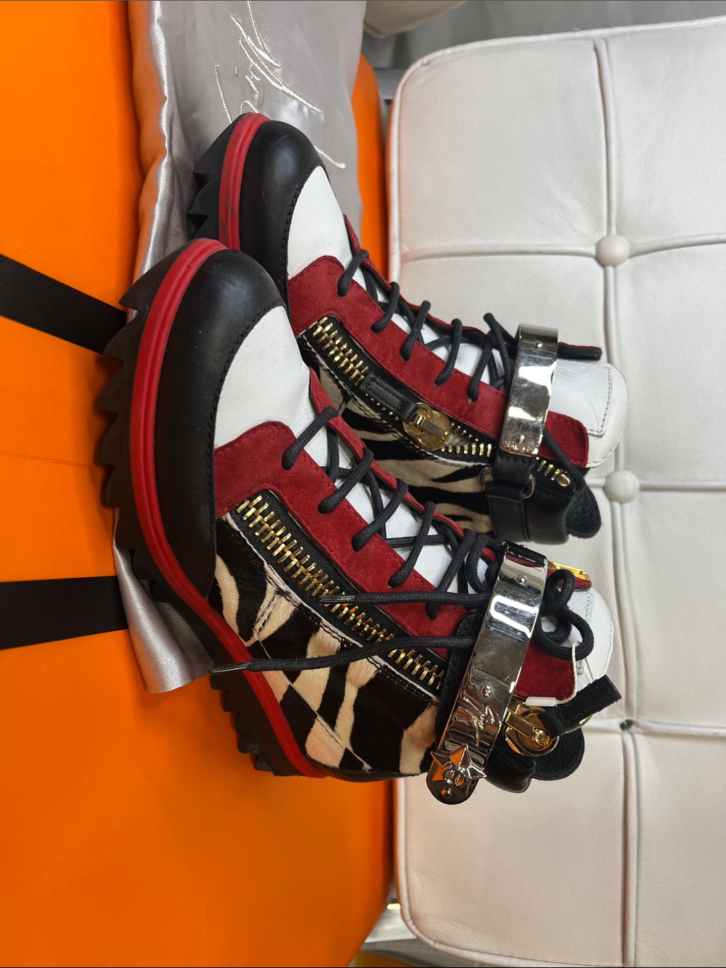 Giuseppe Zanotti Black Logo-Embossed Sole